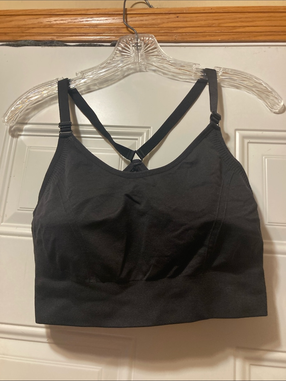 Women's Black Seamless Strappy Sports Bra XL‎